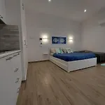 Casa Dei Normanni: Costanza *