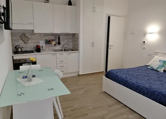 Casa Dei Normanni: Costanza * Cefalu