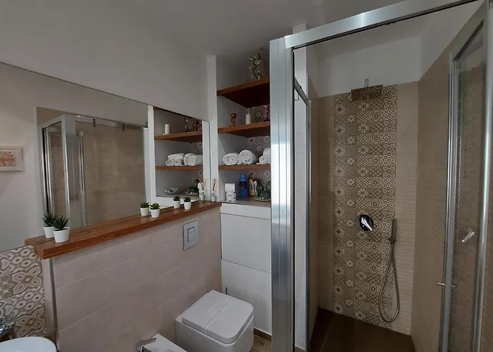 Casa Dei Normanni: Costanza *